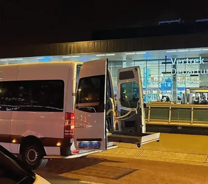 Rolstoeltaxi ziekenhuisvervoer Tiel